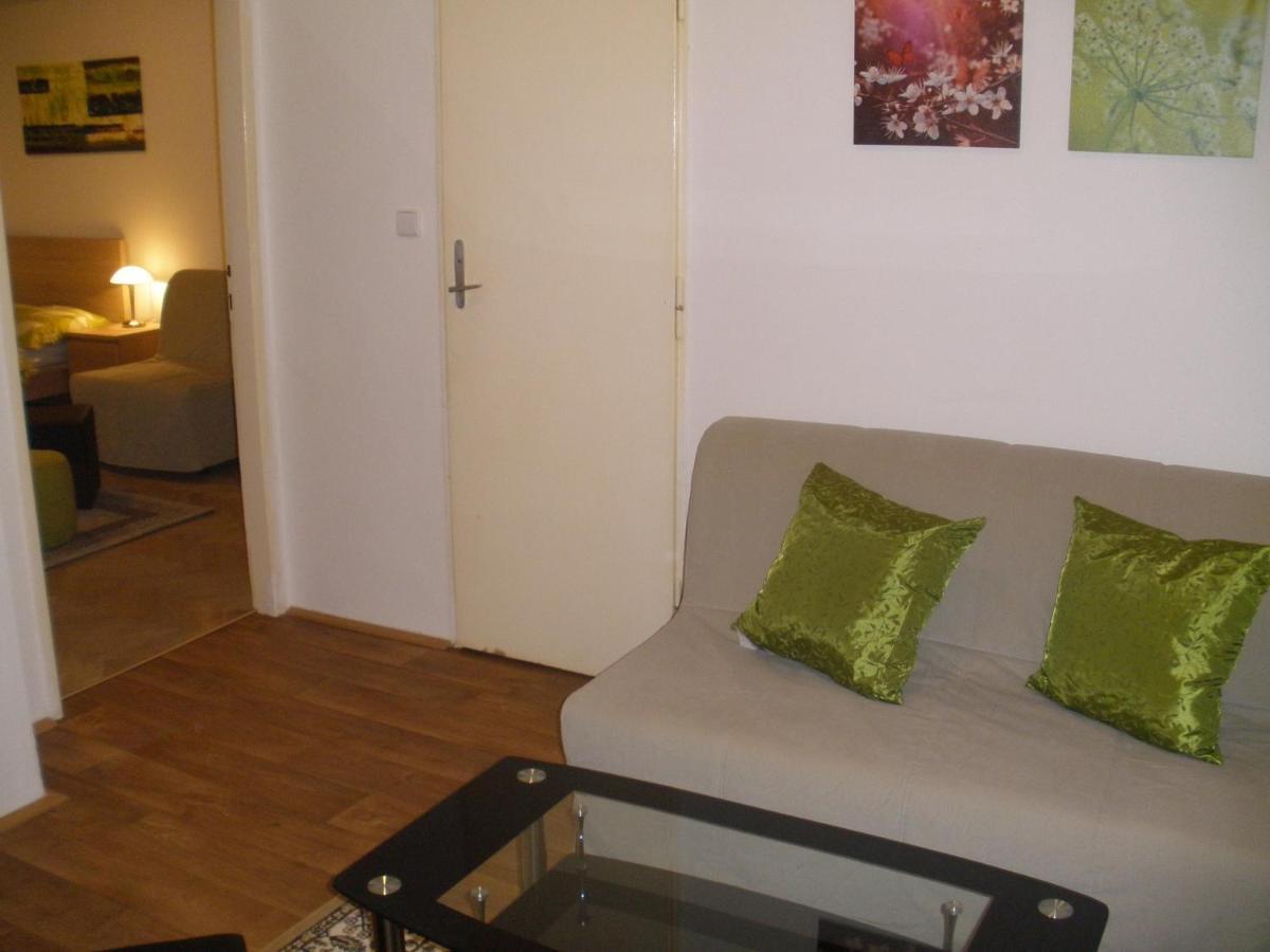 Apartments Tronicek Prague Luaran gambar