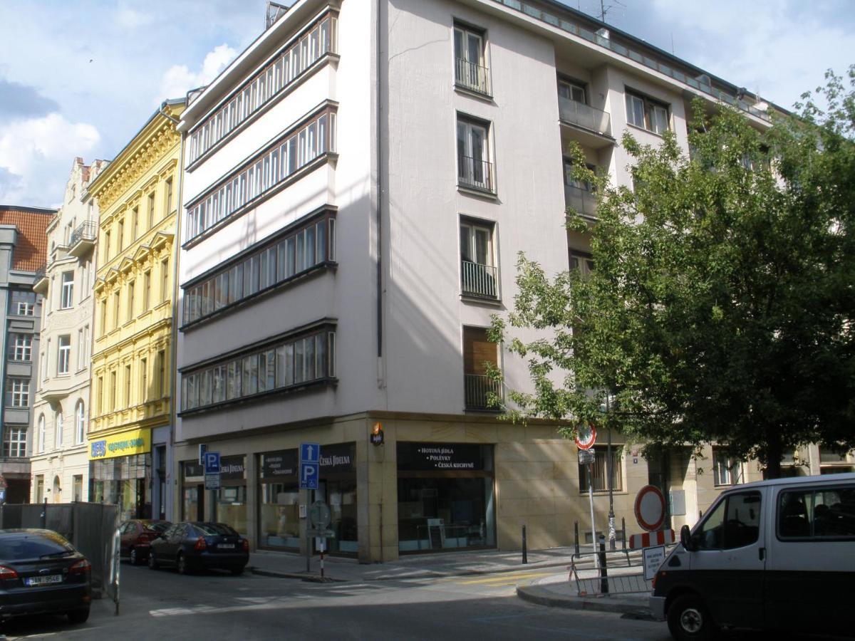 Apartments Tronicek Prague Luaran gambar