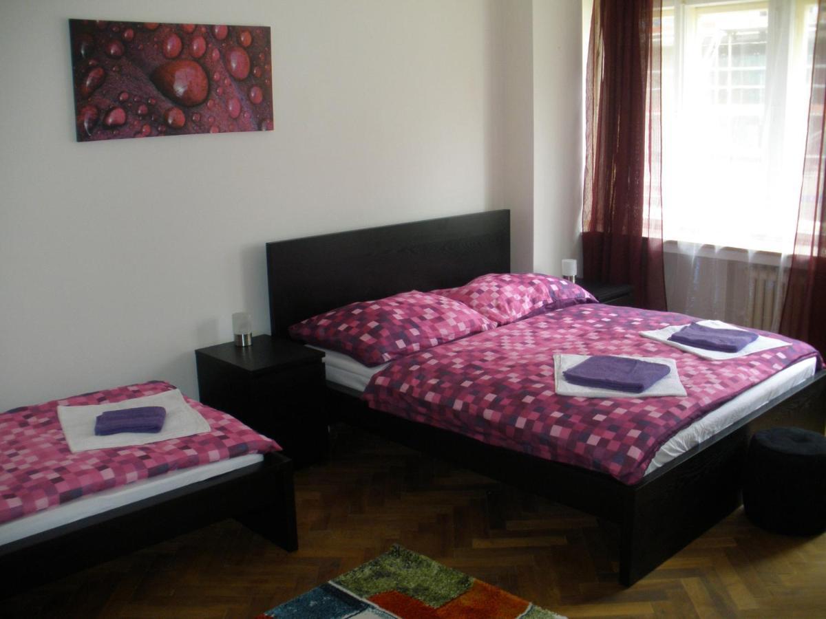 Apartments Tronicek Prague Luaran gambar