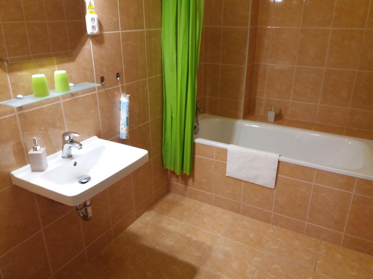 Apartments Tronicek Prague Luaran gambar