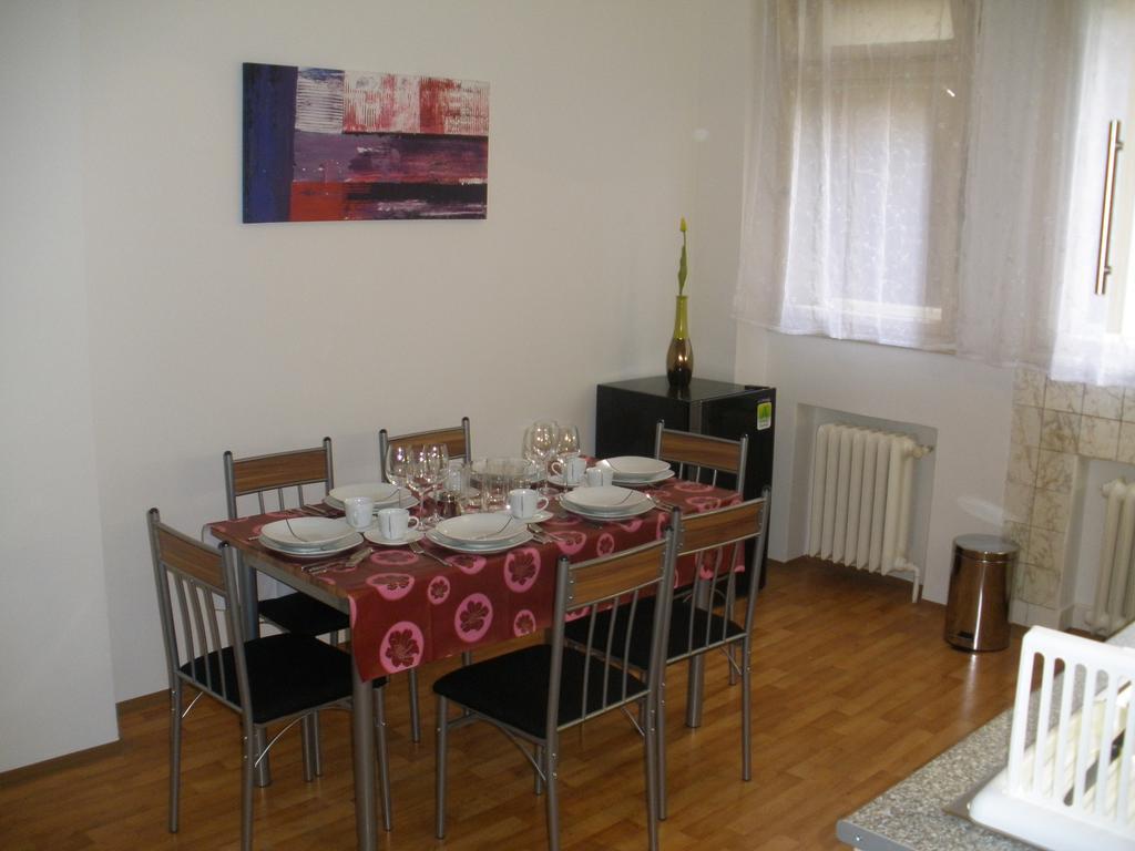 Apartments Tronicek Prague Luaran gambar