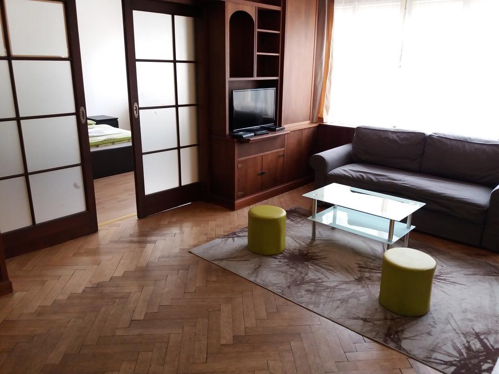Apartments Tronicek Prague Luaran gambar