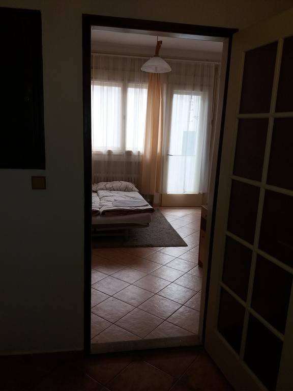 Apartments Tronicek Prague Luaran gambar